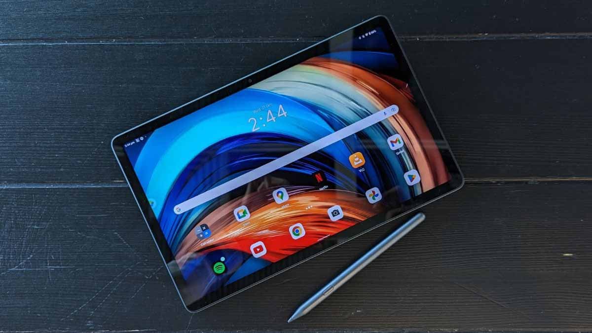 Lenovo Tab P11 Pro Review: A Promising Galaxy Tab S8+ Rival?