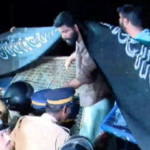 Governor unfurls SFI banner;  Within minutes, an even bigger banner, strung higher, SFI replied, saying hundreds of banners would be up on campus before dawn.