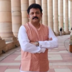 In his house, in the past, porridge was given to the workers by digging in the ground;  BJP leader Krishnakumar with pride, Malayalees reacted harshly