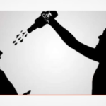 Eight years of love ended when his wife caught him;  Angry girlfriend pours acid on boyfriend's face and private parts