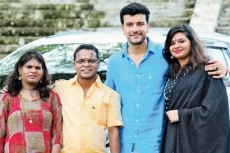 He called Pisharadi and asked if Dharmajan had married someone else. The second honeymoon is on the second floor of the house.