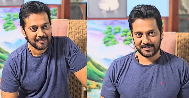 There are even people here who have committed camaraderie saying that I will do it regardless of having children. Similarly, there are women who left their families for fame and money; Bala