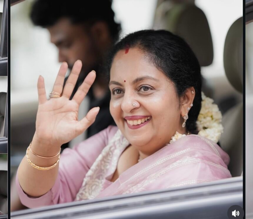 If there was an inquiry on my phone, I would have asked Ammu. Sindhu Krishna with the experience of the first opening